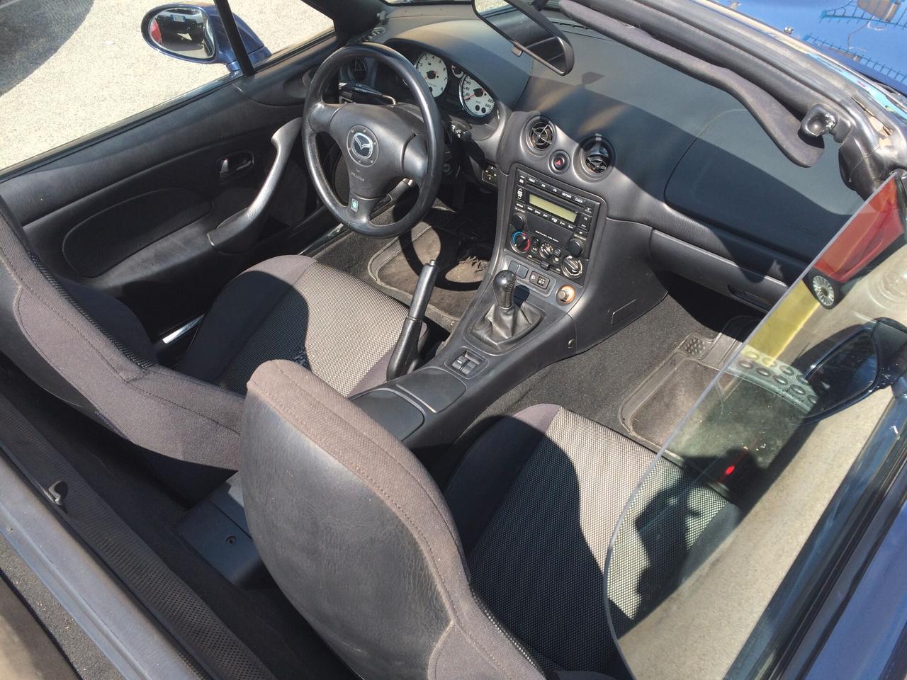 2003 Mazda MX-5 1.6i 16V cat Passion cabrio