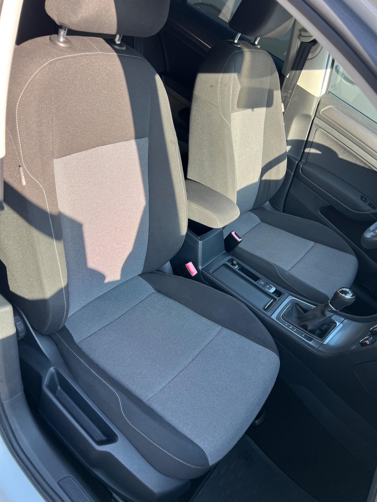 Volkswagen Golf 1.6TDI Km 65.000