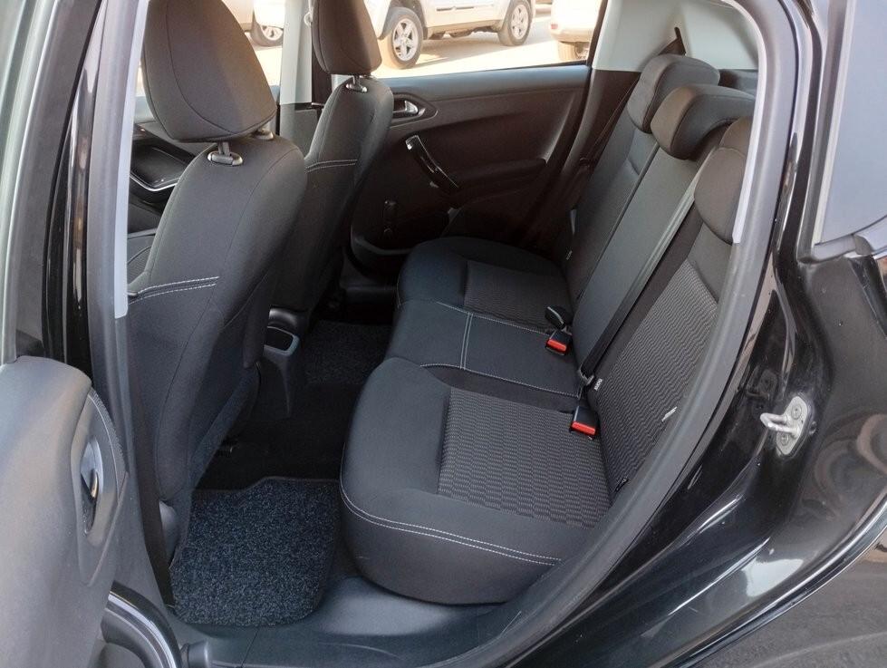 Peugeot 208 PureTech 82 5 porte Allure