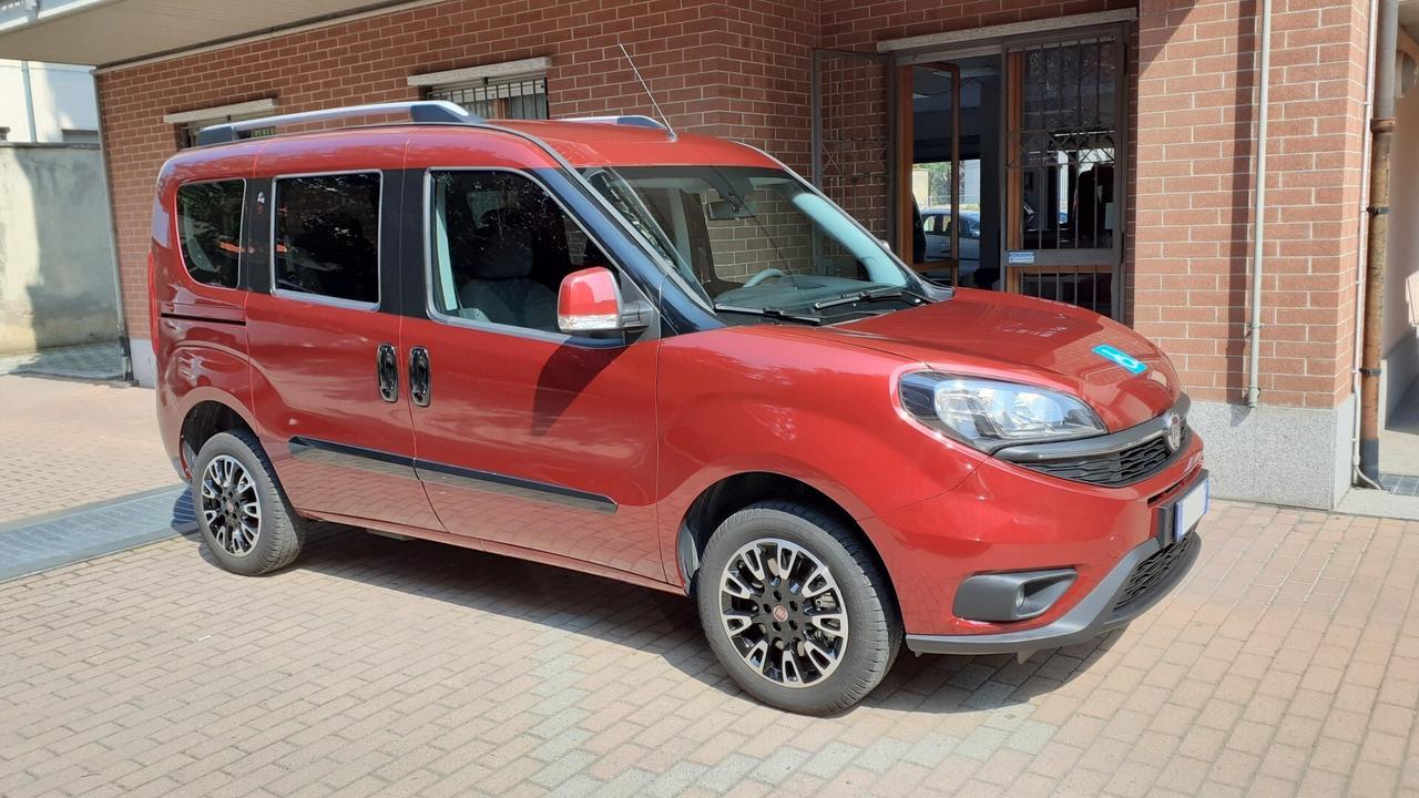 Doblo disabili pianale ribassato benzina 16.561 KM!