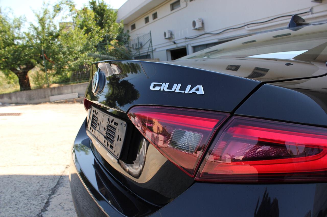 ° Alfa Romeo Giulia Finanziabile da 272€