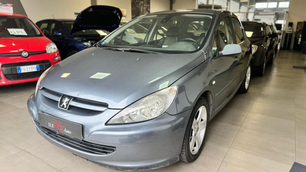 Peugeot 307 2.0 HDi FAP 5p. XS