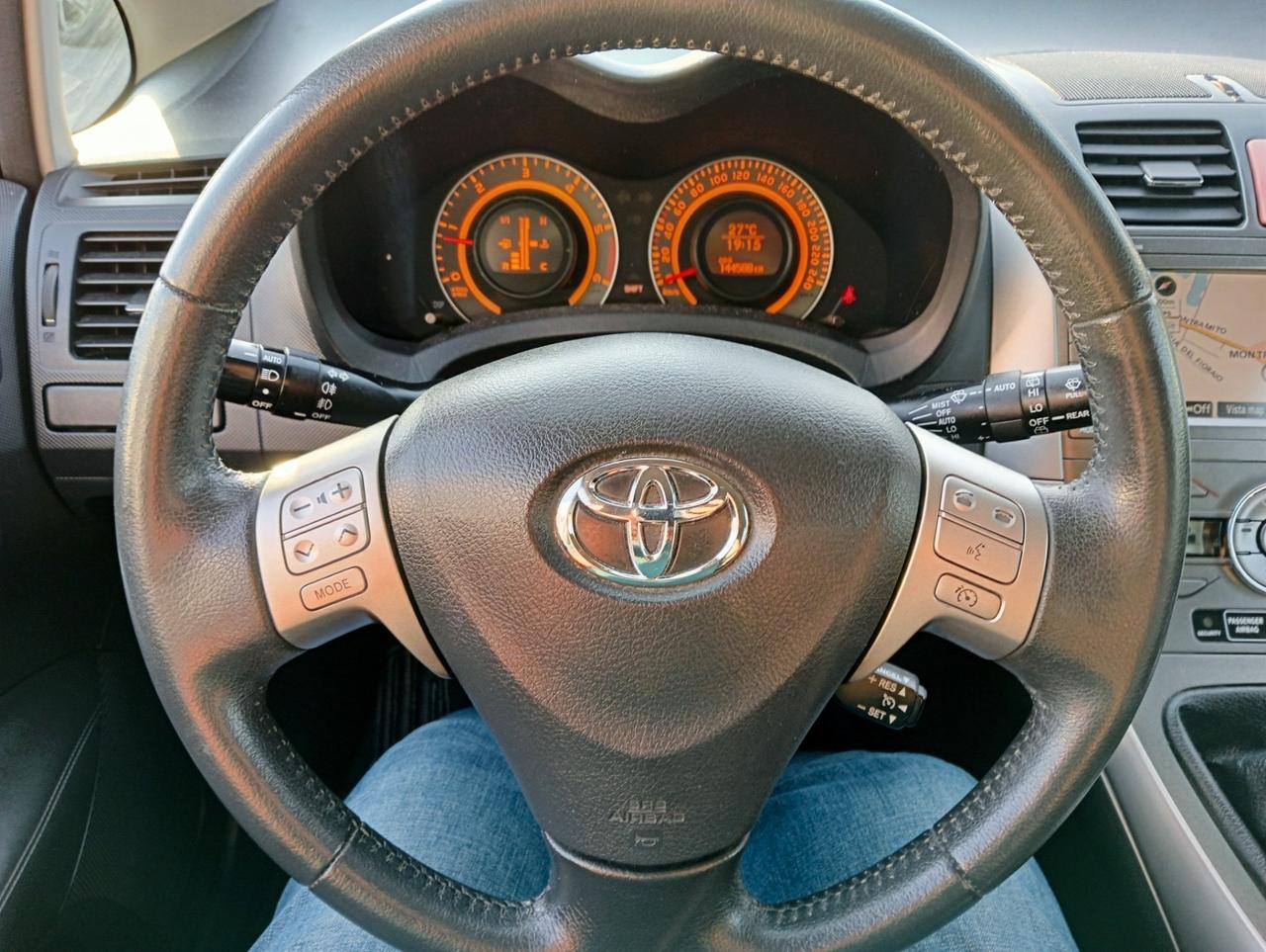 Toyota Auris 2.0 D-4D 5 porte Sol