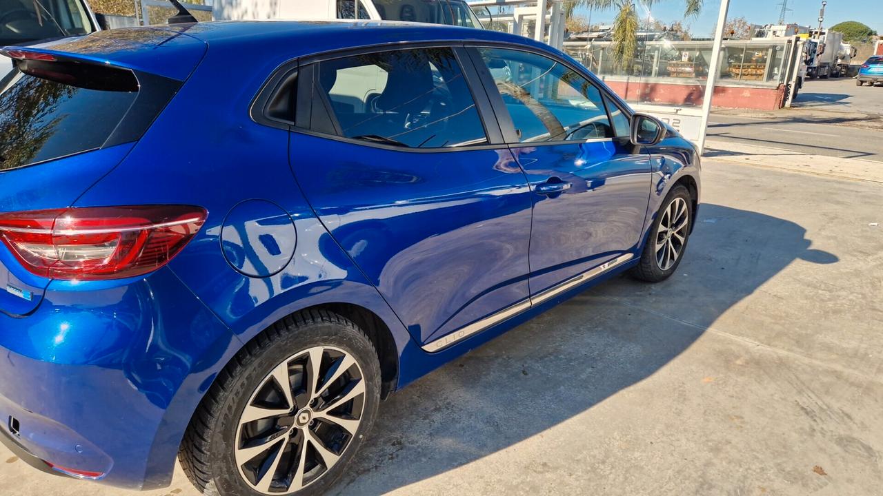 Renault Clio 1.6 Full Hybrid E-Tech 5 porte Equilibre 140 CV
