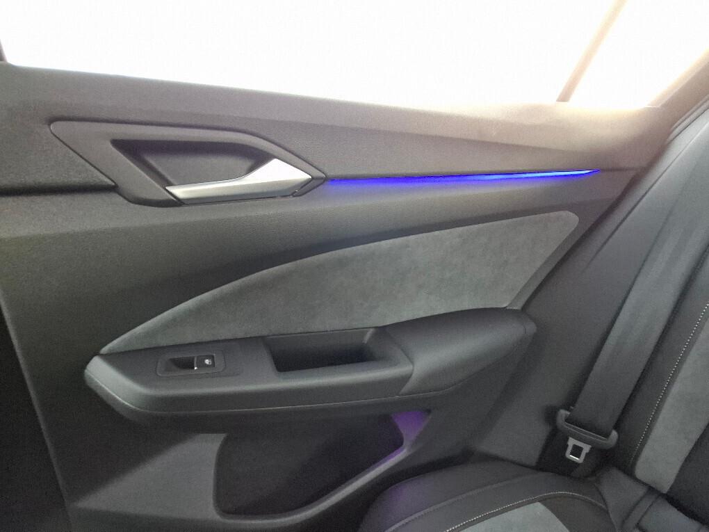 VOLKSWAGEN GOLF 1.5 TSI 130CV R-LINE