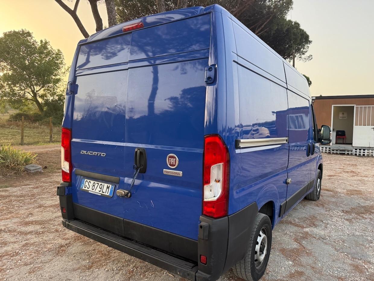 Fiat Ducato 30 LH2 2.2 Mjt3 120CV