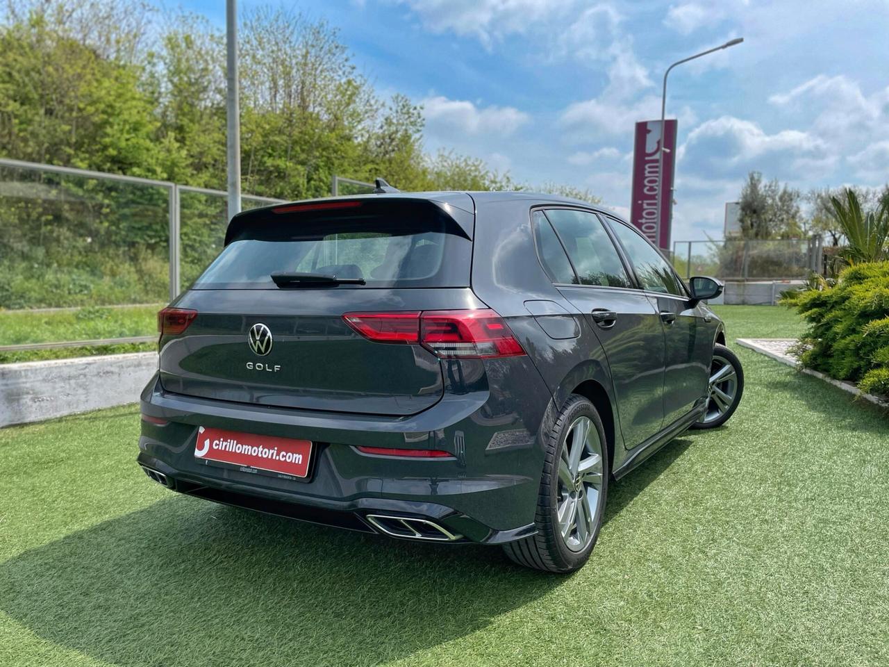 Volkswagen Golf 2.0 TDI 150 CV DSG SCR R-Line