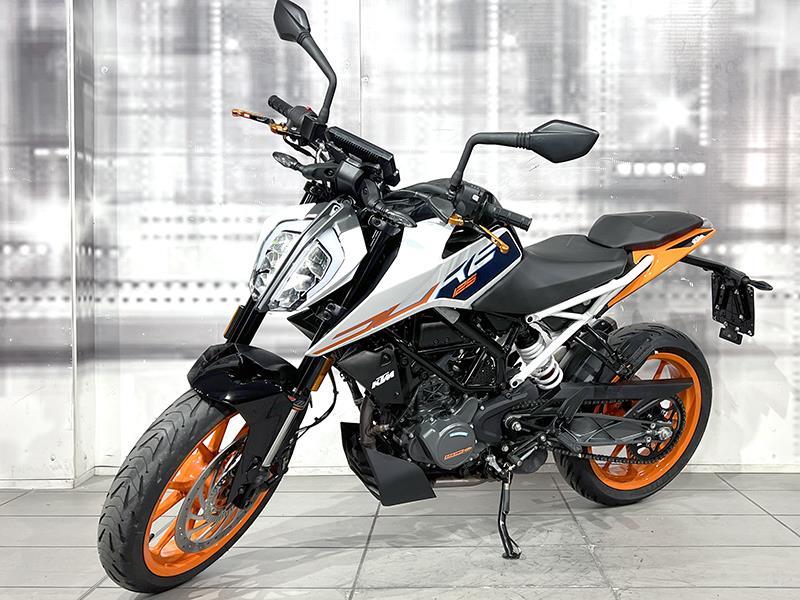 KTM 125 Duke ABS