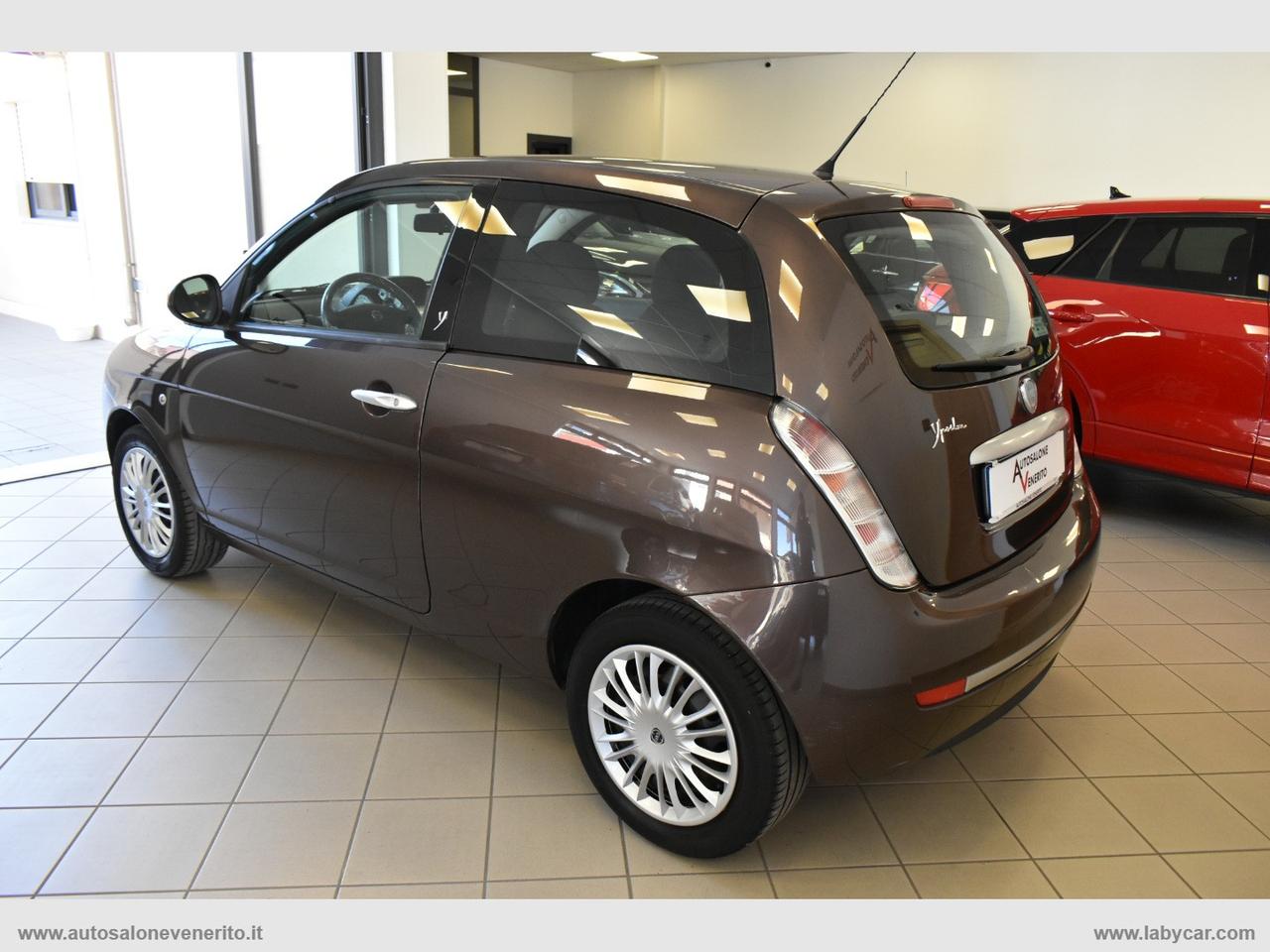 LANCIA Ypsilon 1.2 Versus