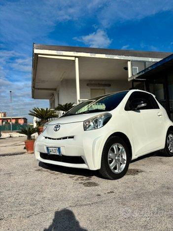 Toyota iQ AUTOMATICA