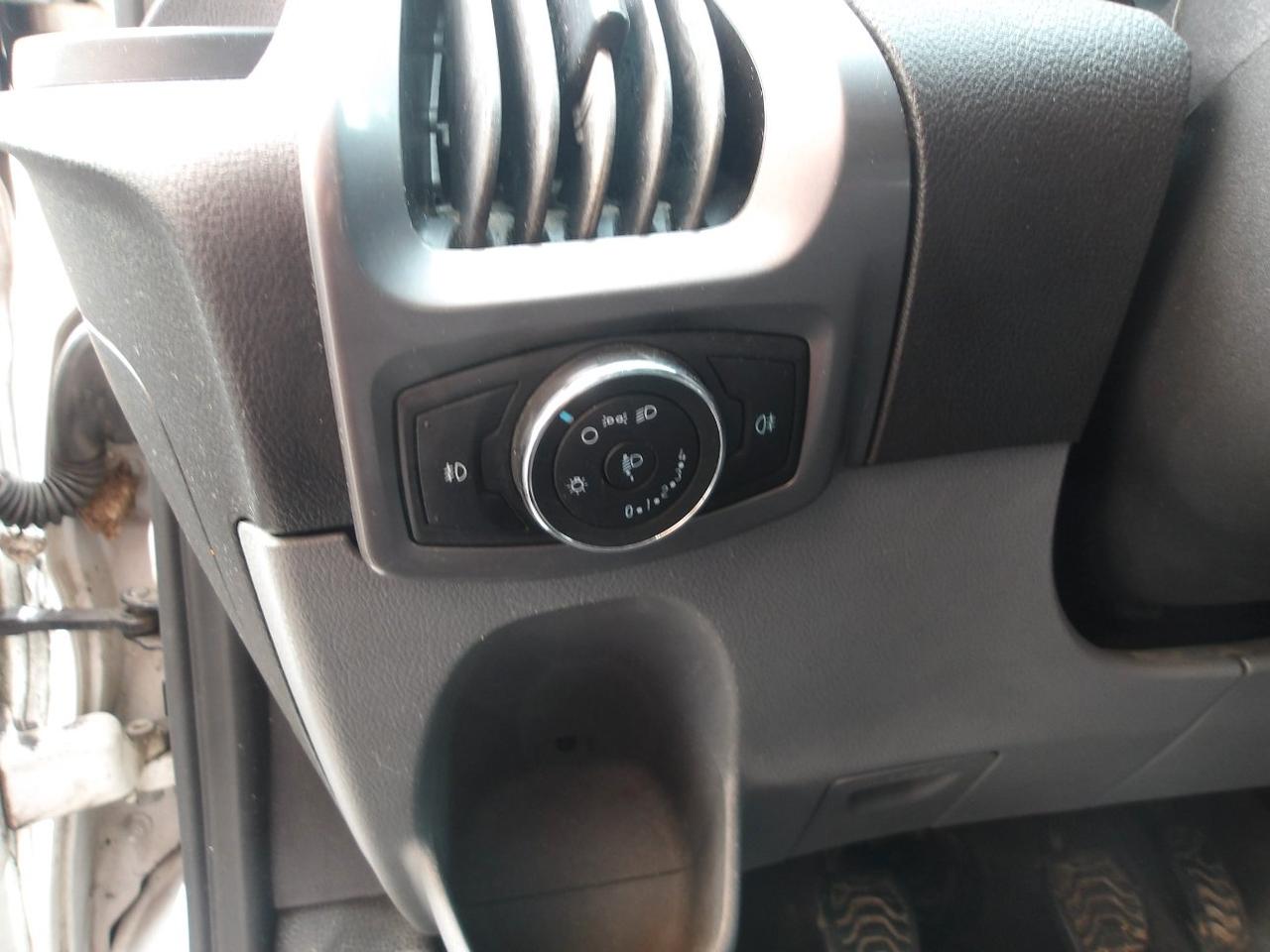 FORD Transit Custom 2.0 tdci 130cv Entry