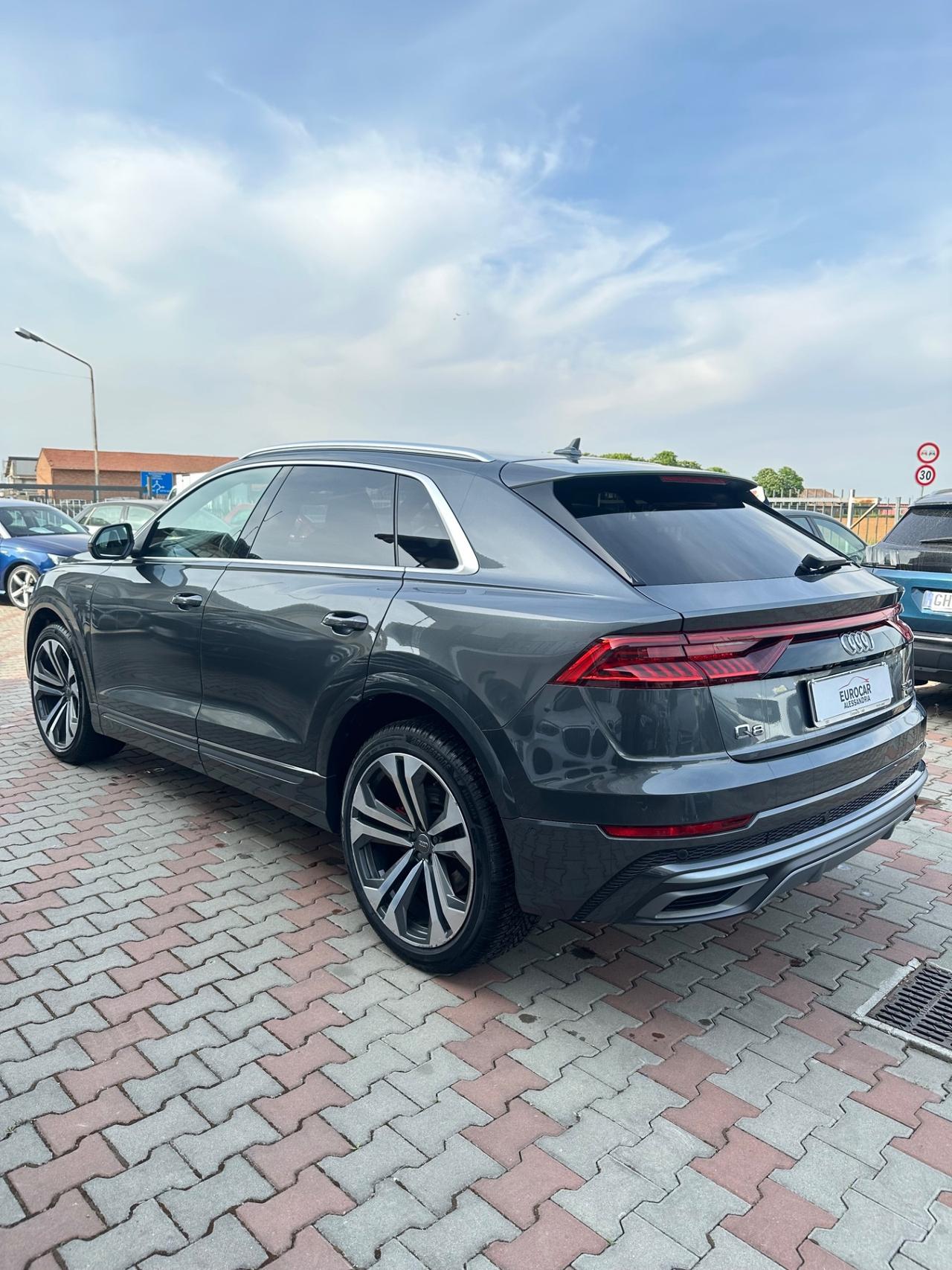 Audi Q8 50 TDI 286 CV quattro tiptronic