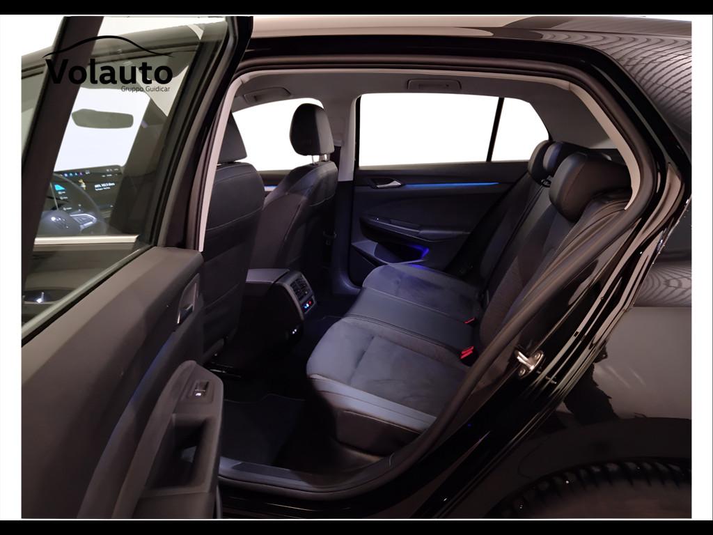 VOLKSWAGEN Golf VIII 2024 - Golf 2.0 tdi Style 150cv dsg