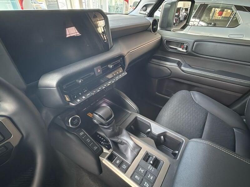 Toyota Land Cruiser 2.8L Diesel 48V MHEV Lounge A/T