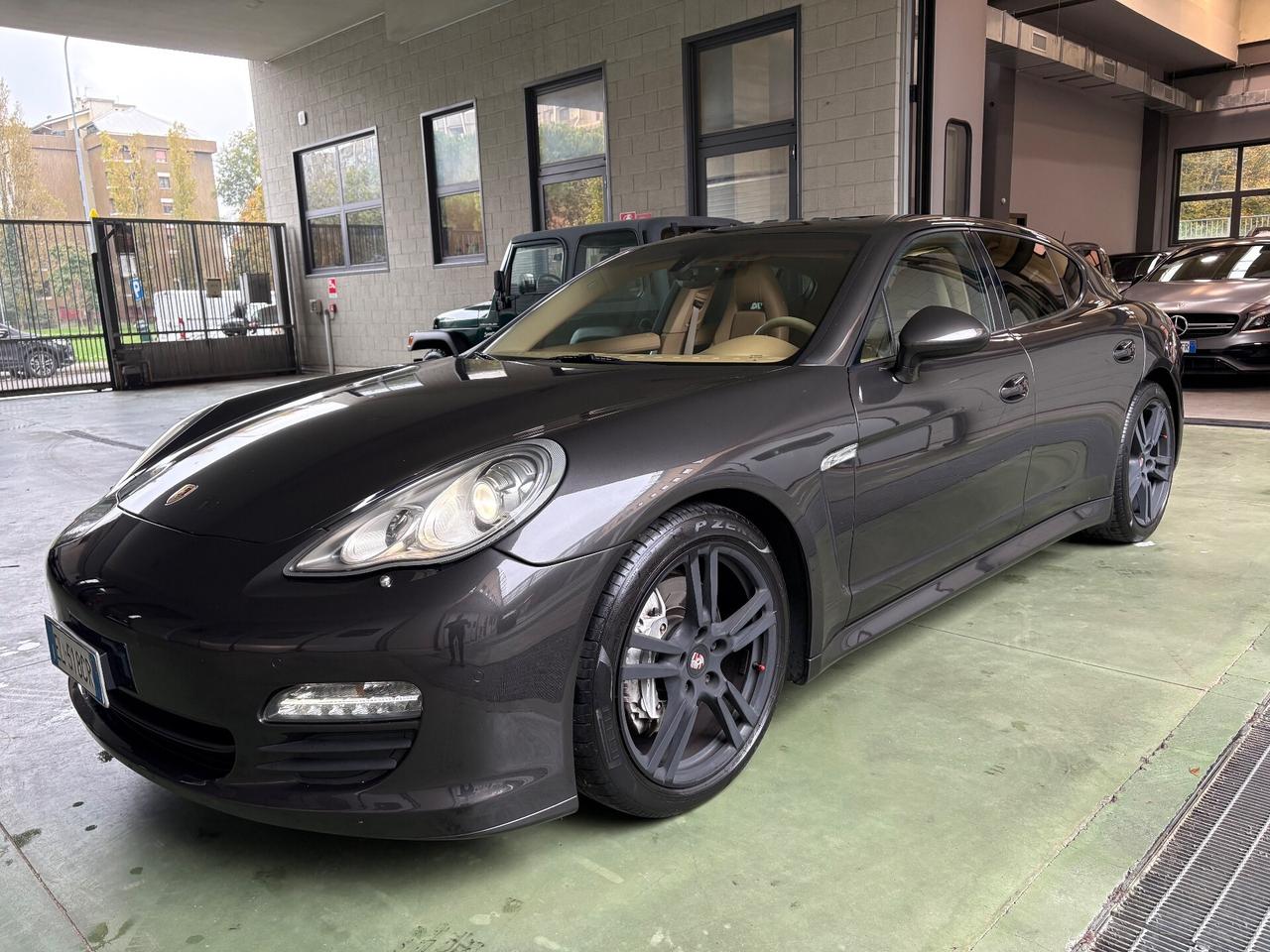 Porsche Panamera 3.6 4 Motore Sostituito in a 148.000 km