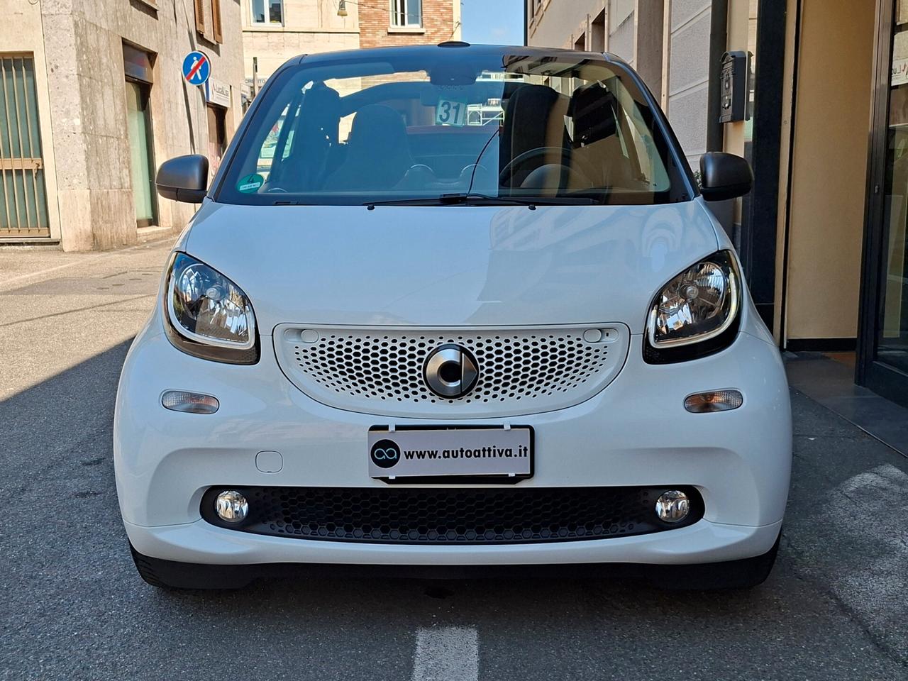 Smart ForTwo 90 0.9 T twinamic cabrio Passion Capote Rossa