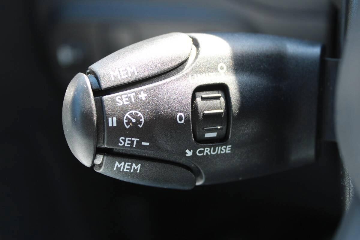 Citroen C3 1.2 puretech s&s 83cv NeoPatentati con CarPlay
