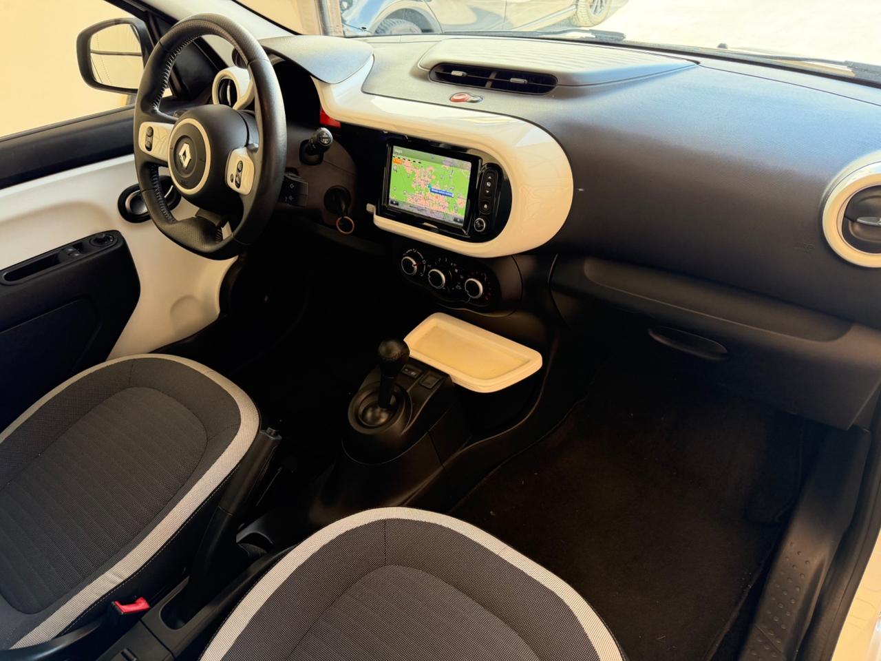 Renault Twingo TCe 90 CV EDC Intens