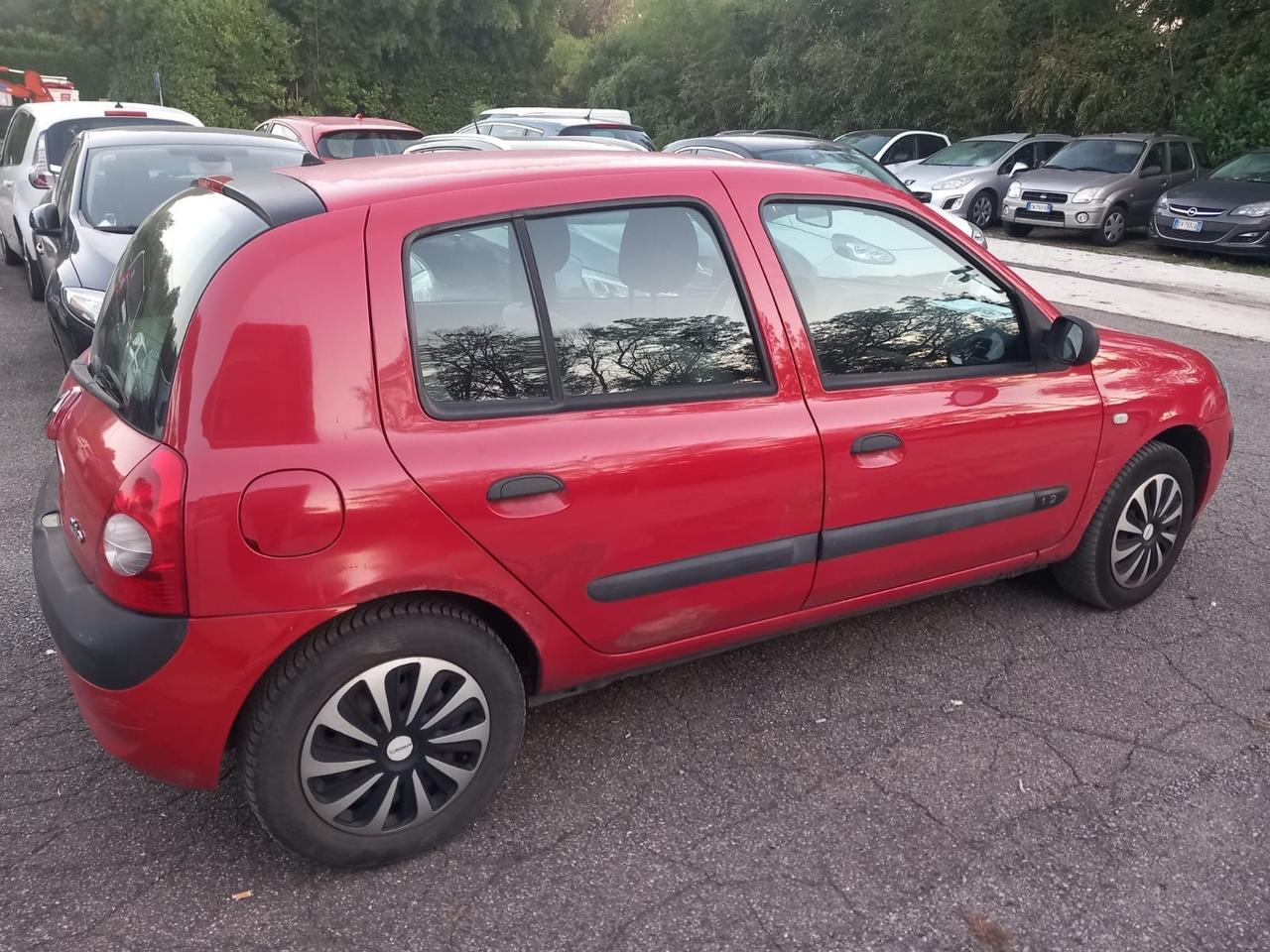 Renault Clio 1.2 16V 5 porte Confort