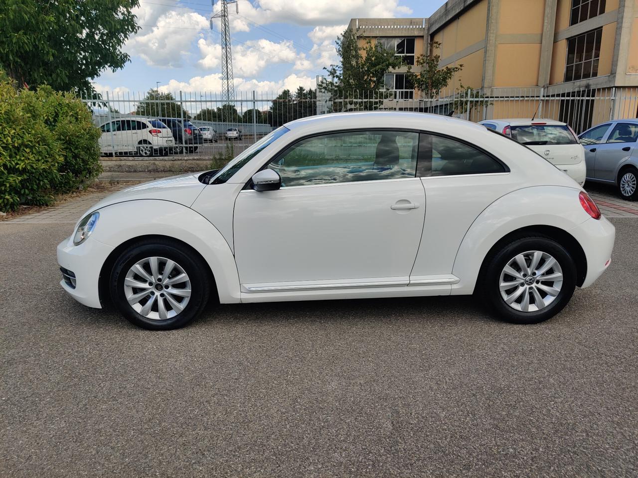 Volkswagen Maggiolino 1.6 TDI Design