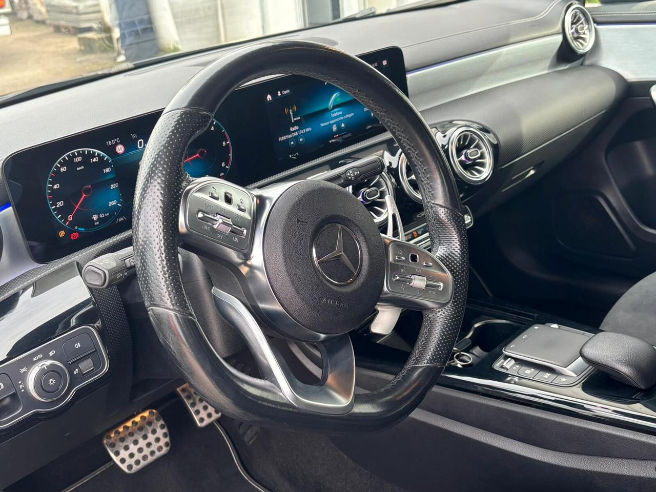 Mercedes-benz A 180 d Automatic Premium Night Edition