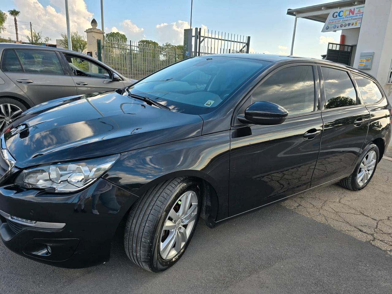 Peugeot 308 BlueHDi 120 S&S EAT6 SW Business