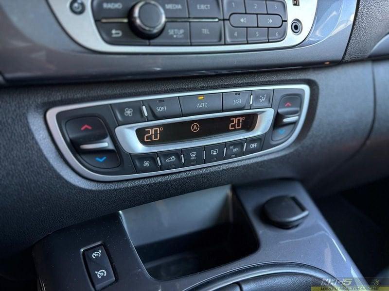 Renault Scénic X-Mod Cross 1.5 dci Wave