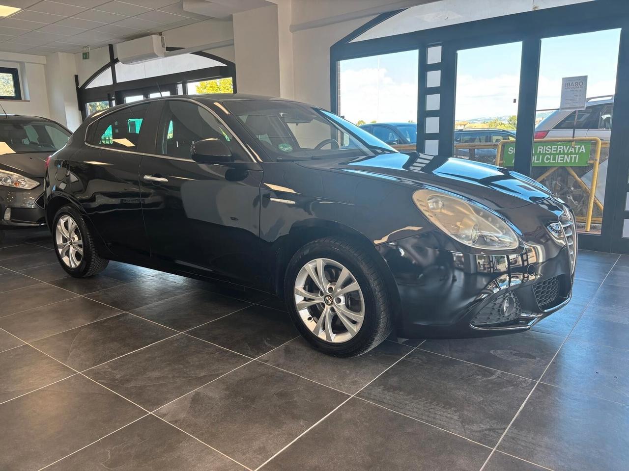 ALFA ROMEO GIULIETTA ANNO 2011 DS 2.0 ADATTA NEOPATENTATI KM 185 MILA