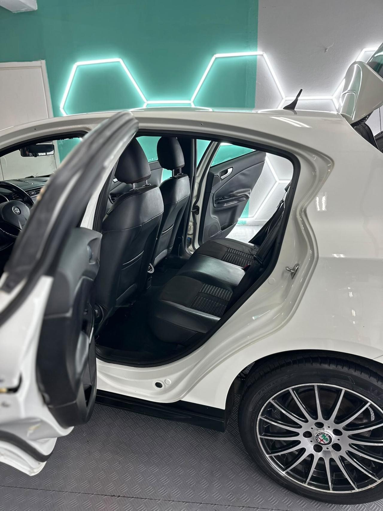 Alfa Romeo Giulietta 2.0 JTDm-2 170 CV Exclusive