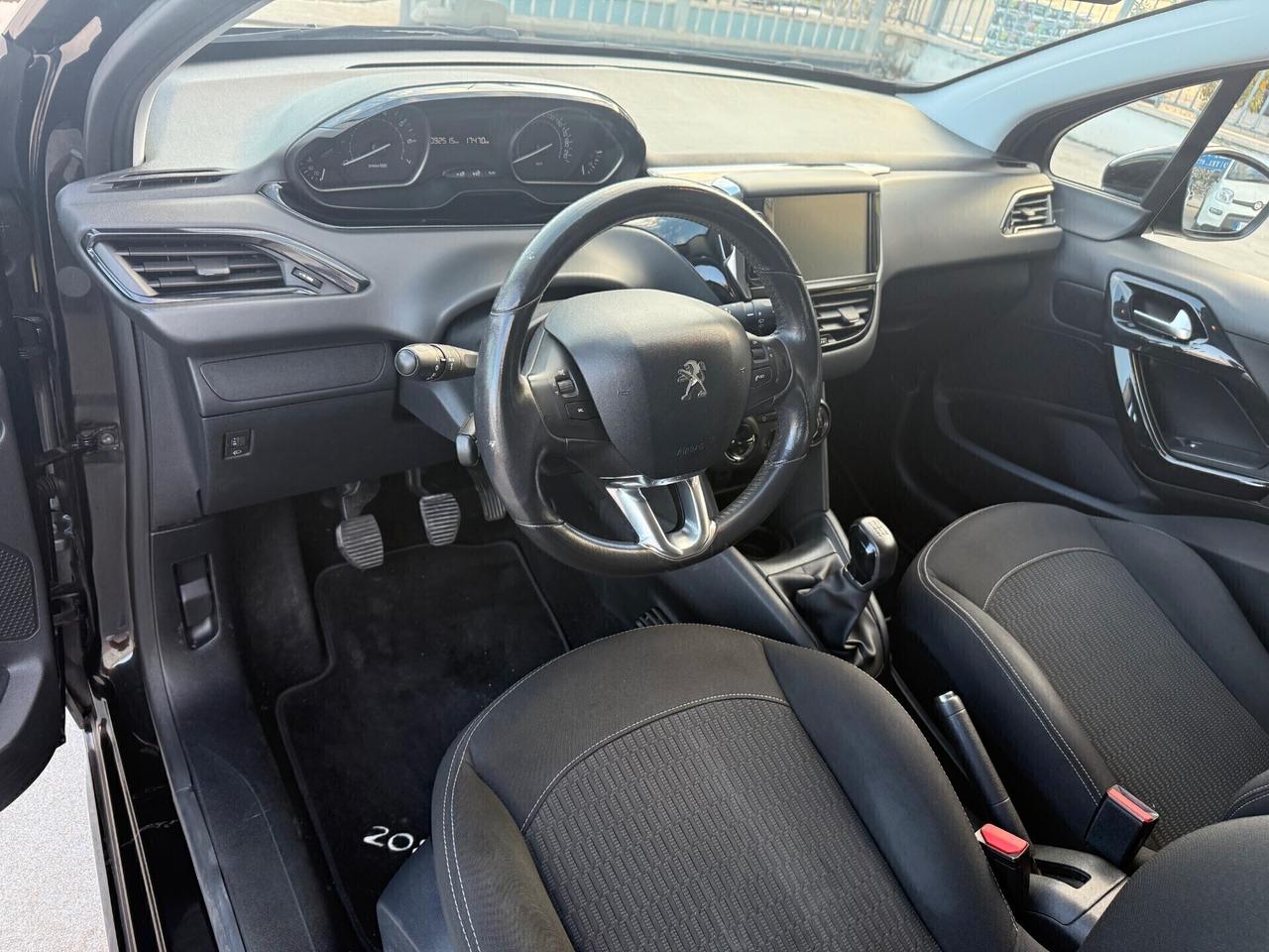 208 5P 1.2 BENZINA 82CV 10/2017 SOLI 92.500KM-OK NEOP.