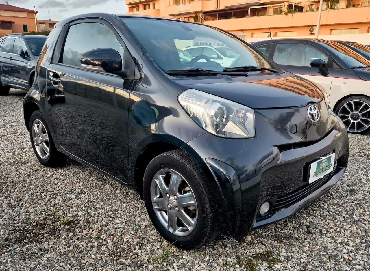 Toyota iQ 1.0 cambio automatico