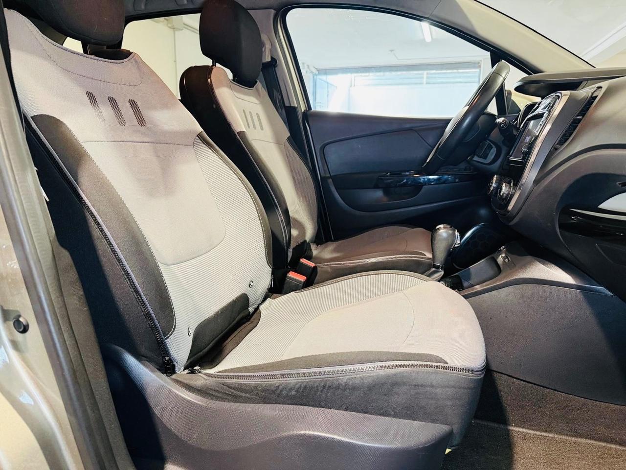 Renault CAPTUR *1.5 DCI*AUTOMATICA*90 CV 5 porte Intens*NEOPATENTATI*