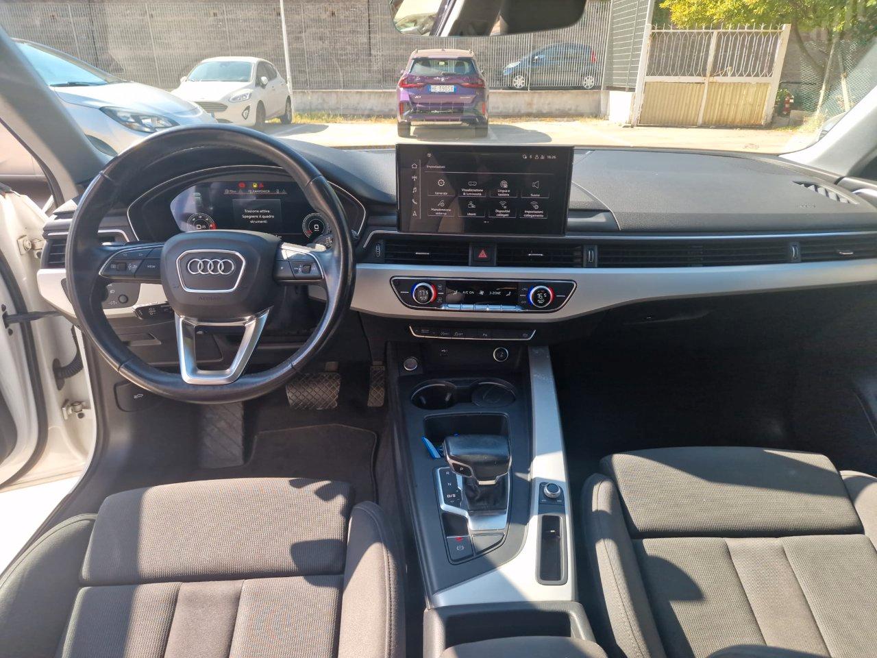 Audi A4 Avant 30 2.0 tdi mhev S Line edition 136cv s-tronic - Veicolo Usato