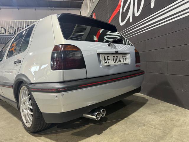 VOLKSWAGEN Golf GTI GTI 20 YEARS EDITION