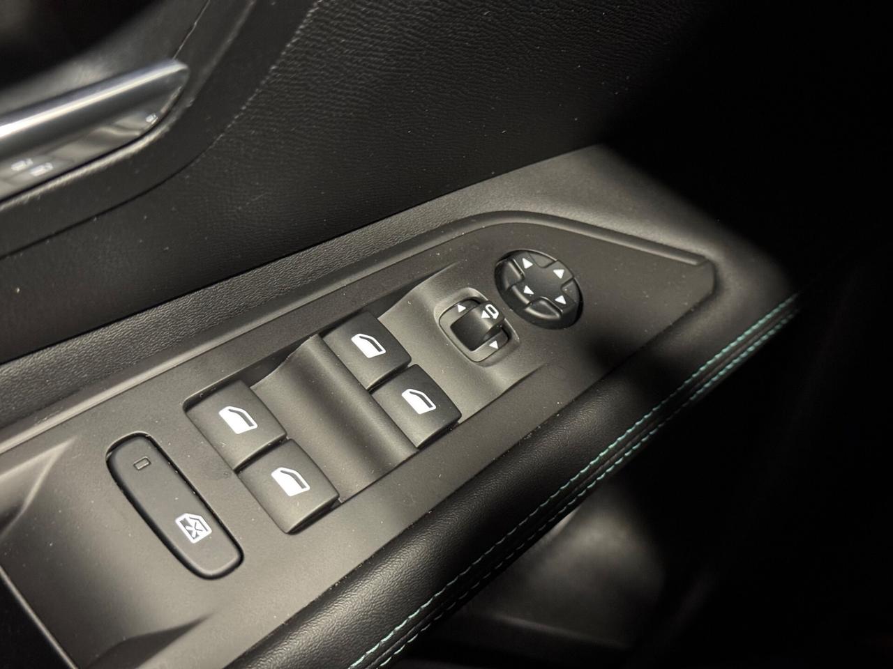 Peugeot 3008 BlueHDi 130 EAT8 Allure Pack