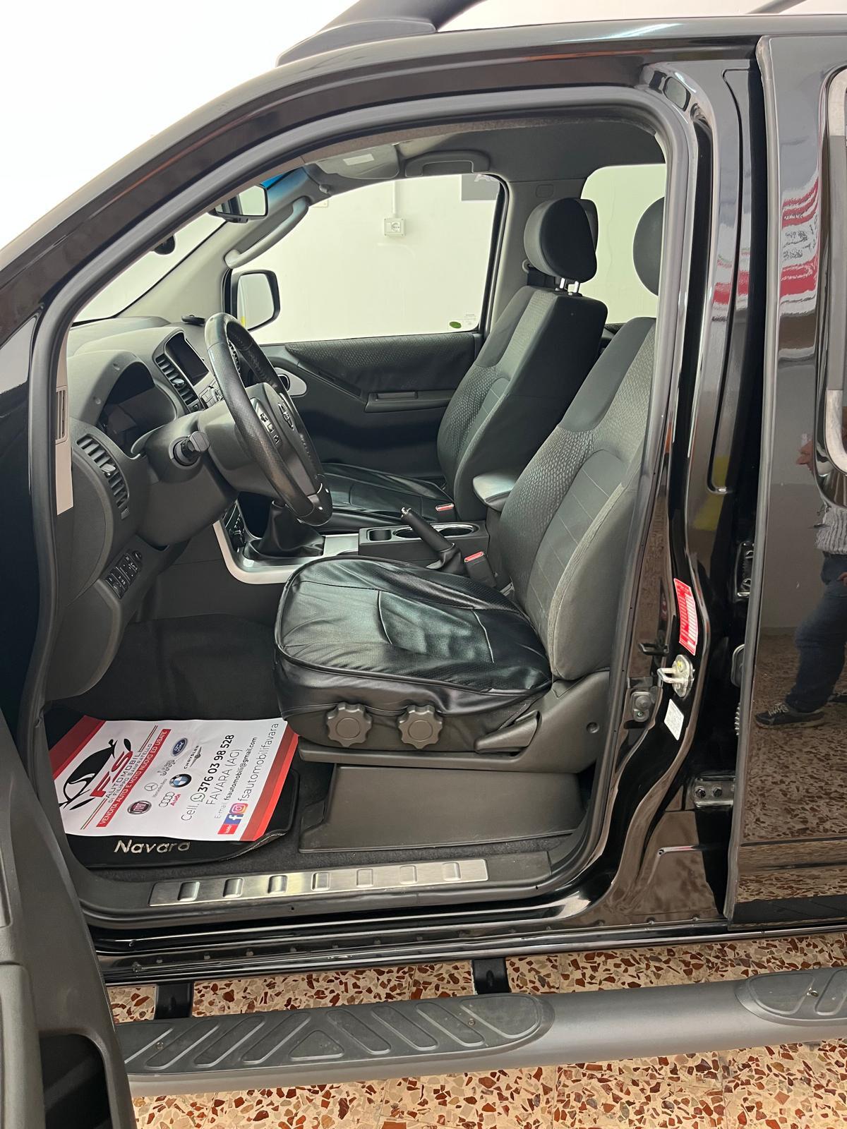 Nissan Navara 2.5 dCi 190CV 4 porte Double Cab Sport