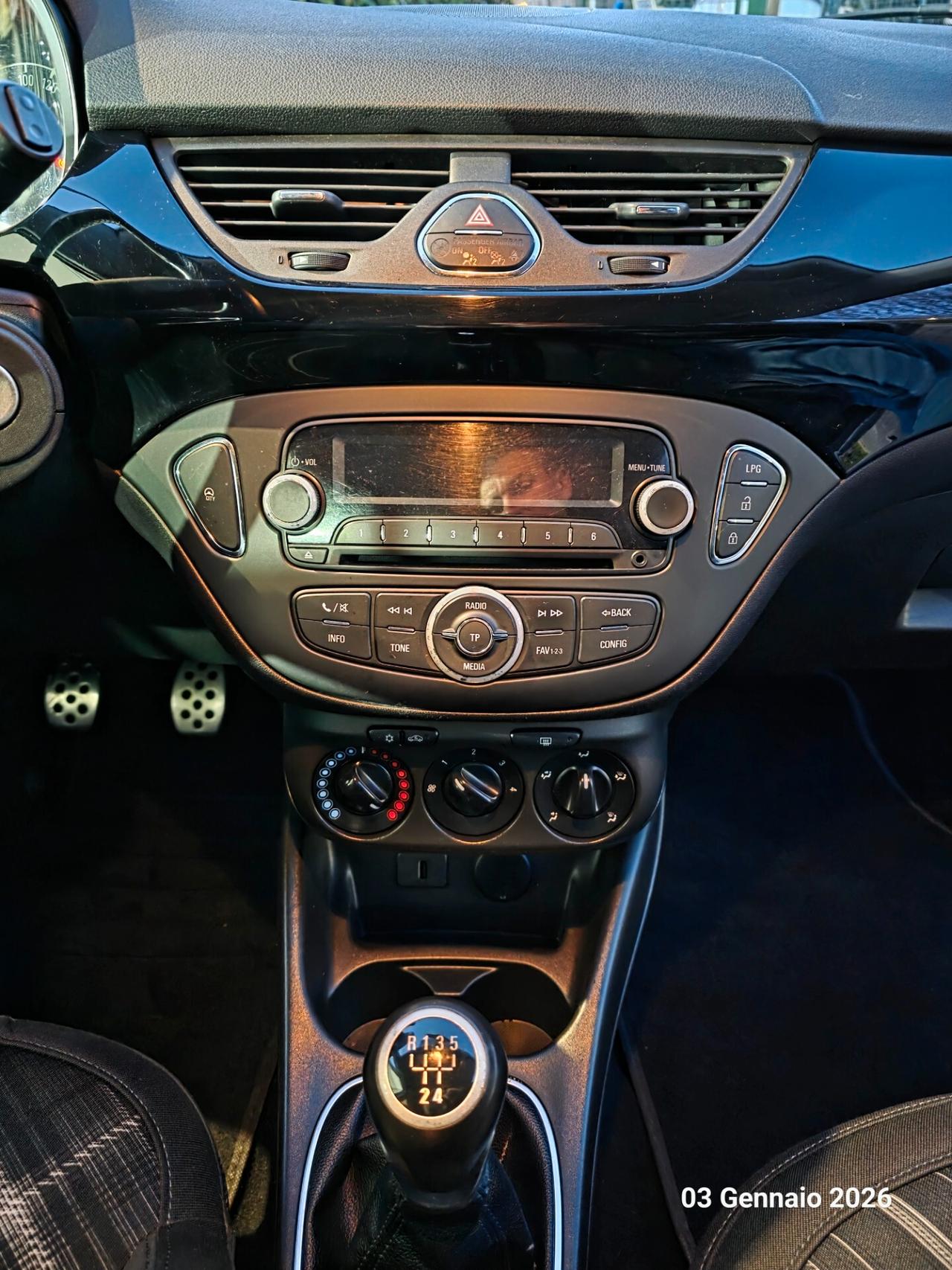 Opel Corsa 1.4 90CV GPL Tech 5 porte Cosmo