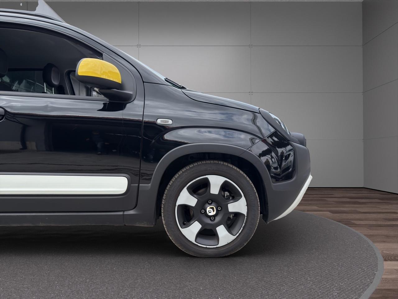 Fiat - Pandina Cross 1.0 firefly hybrid