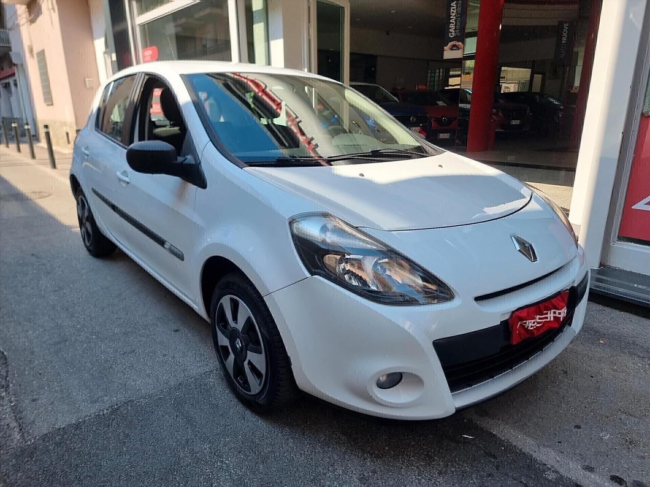Renault Clio 1.2 16 V 5 porte Dynamique