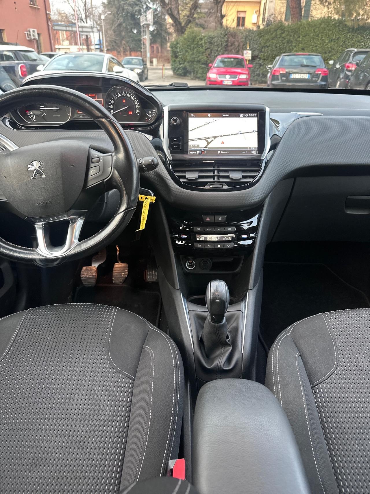 Peugeot 208 PureTech 82 5 porte Allure solo 150mila km