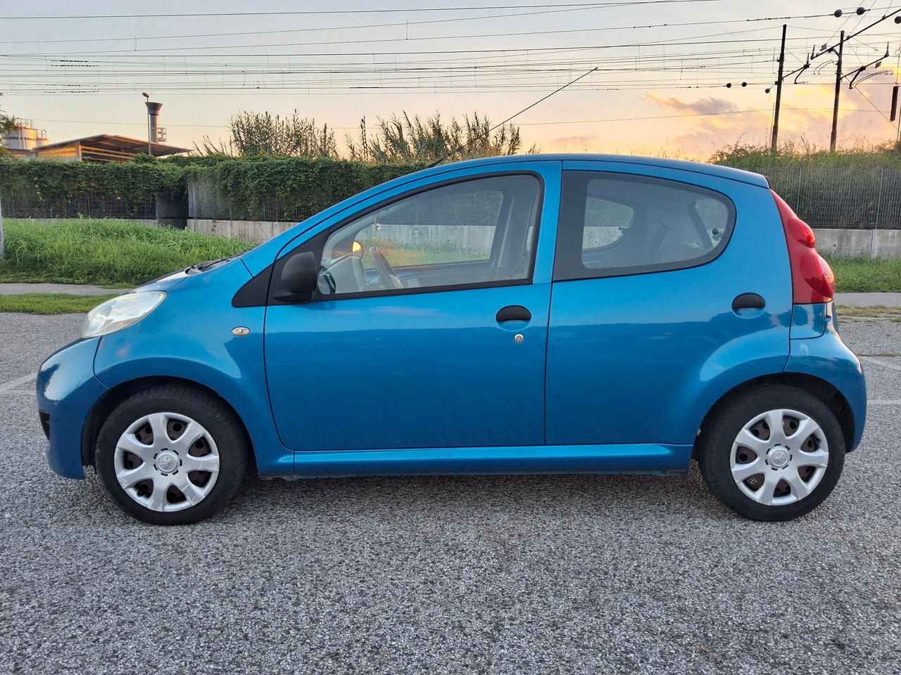 Peugeot 107 1.0 68CV 5p. OK NEOPATENTATI