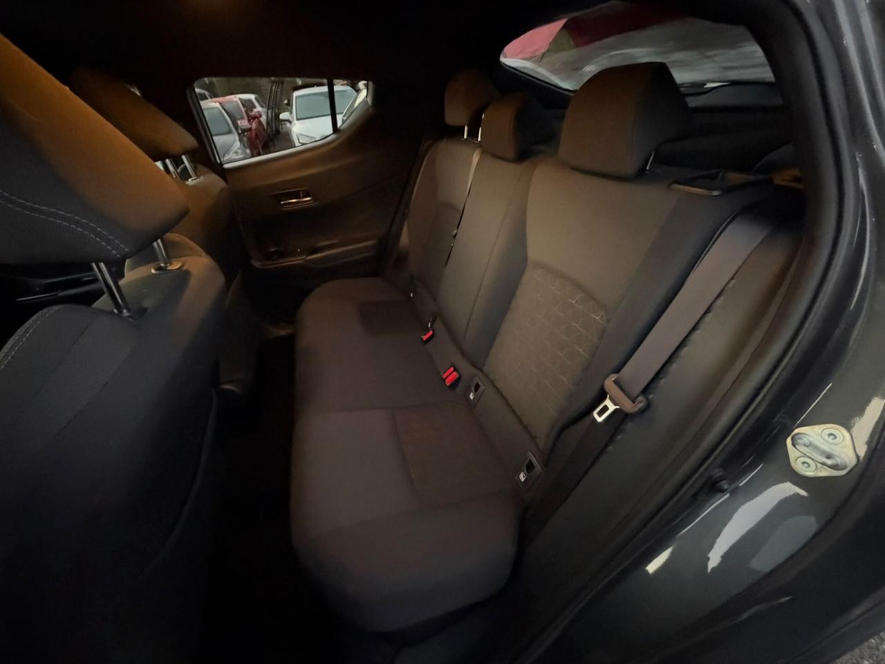 Toyota C-HR 2.0 Hybrid E-CVT Trend NO FINANZIAMENTO