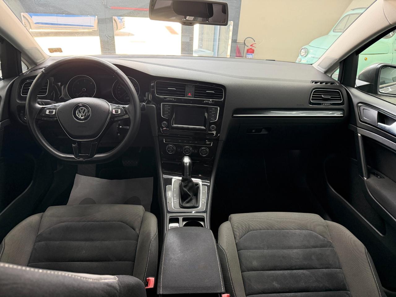 Volkswagen Golf Business 1.6 TDI DSG 5p. Highline BlueMotion Technology