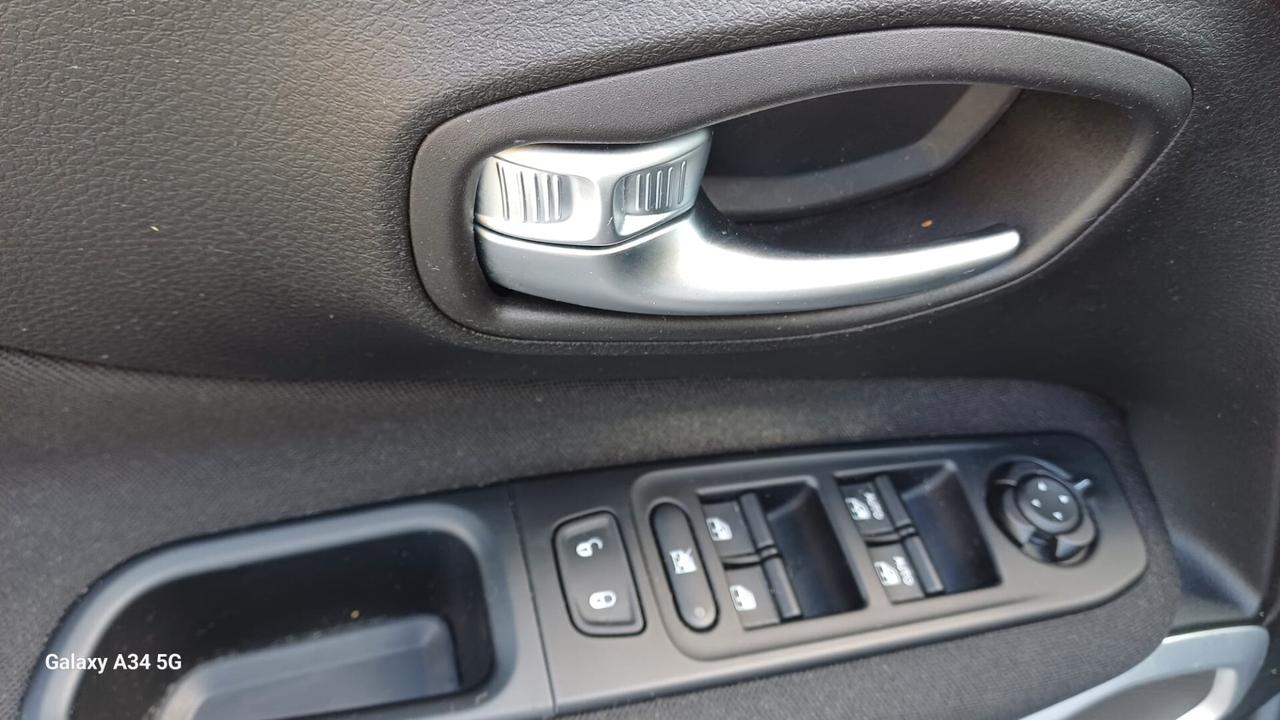 Jeep Renegade 1.6 Mjt 130 CV BLACK EDITION