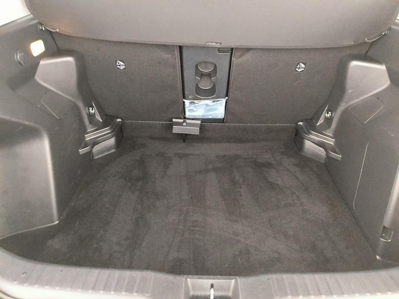 Toyota yaris cross 1.5h lounge fwd 116cv e-cvt