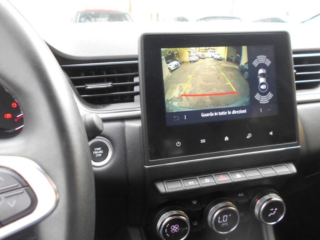 Renault Captur 1.6 E-TECH Hybrid Techno Fast Track Auto