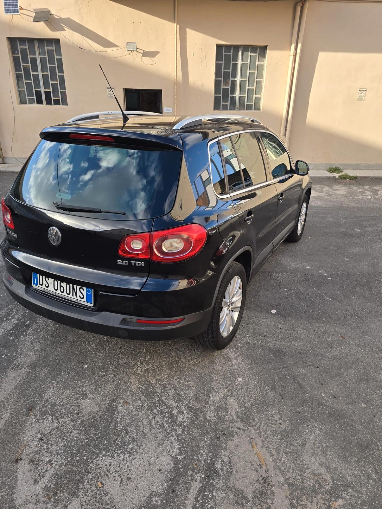 Volkswagen Tiguan 2.0 16V TDI DPF tiptronic Sport & Style (18°)