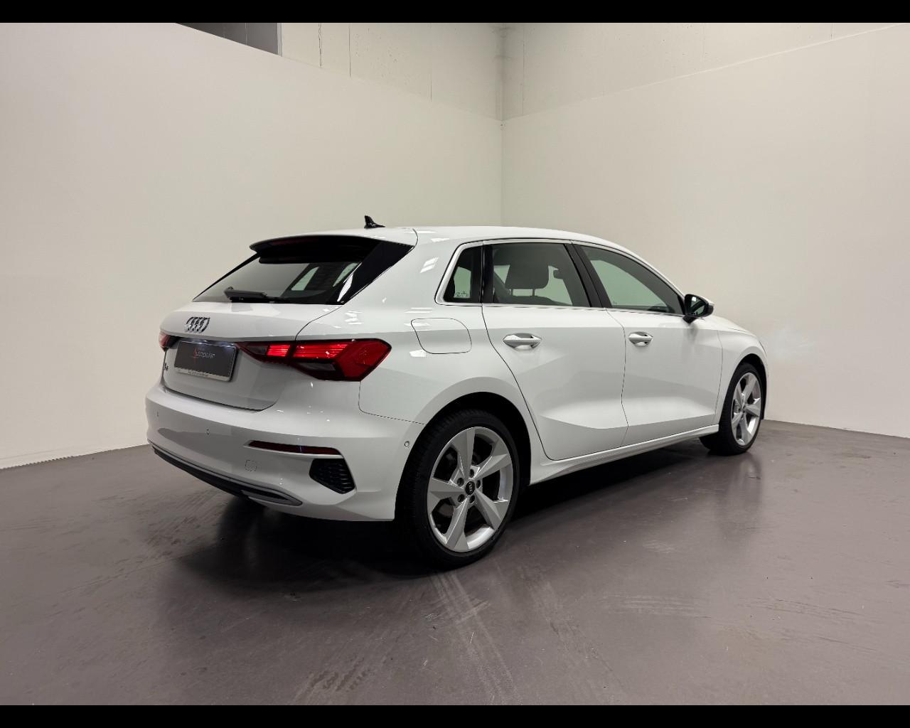 AUDI A3 SPORTBACK 30 TDI S-TRONIC BUSINESS ADVANCED S-TRONIC