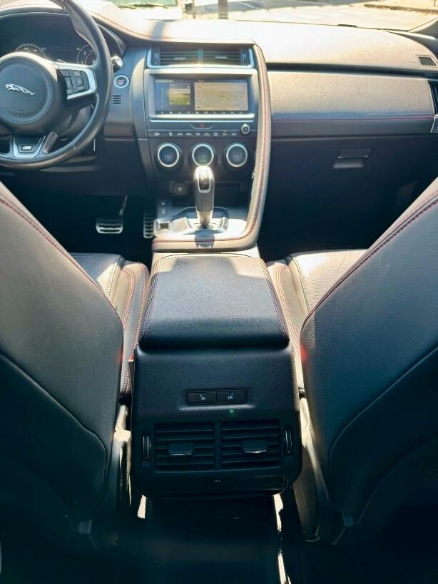 Jaguar E-Pace 2.0D 150 CV AWD R-Dynamic