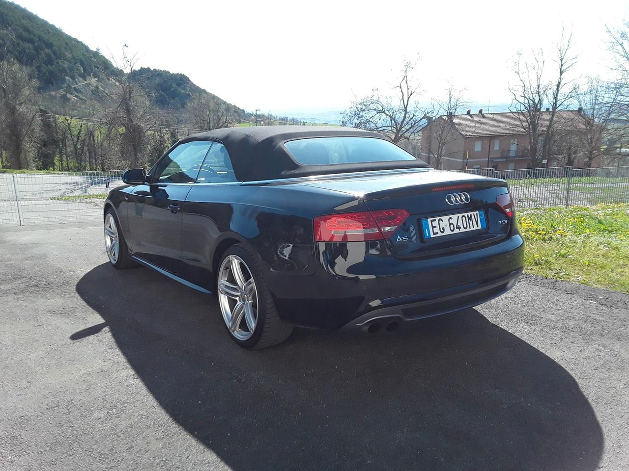 Audi A5 Cabrio 2.0 TDI F.AP. Ambiente